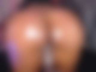 TinnaGoddess's Live Sex Cam Show