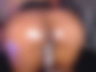 TinnaGoddess's Live Sex Cam Show