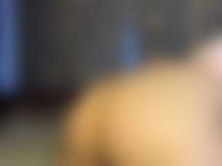 Live cam show with XtraHotX - Spank on sexylive.show