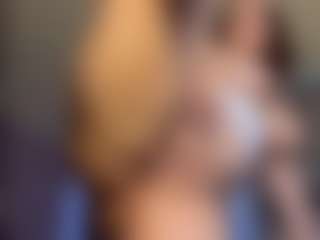 XtraHotX's Live Sex Cam Show