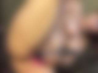 XtraHotX's Live Sex Cam Show