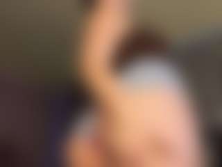 Live cam show with XtraHotX - Big Tits on live18s.com