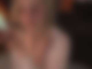 Live cam show with ELLIE - Blue Eyes on slutload