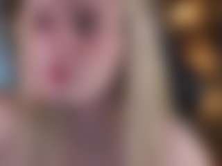 Live cam show with ELLIE - Blonde Hair on CamSodaAdn