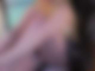 Live cam show with ELLIE - Big Tits on mypornchat.com