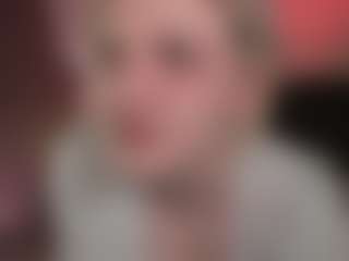 Live cam show with ELLIE - Big Tits on Dolls Live