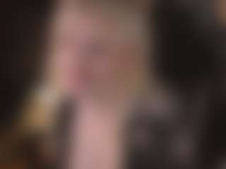 Live cam show with ELLIE - Blonde Hair on TeamSkeetLive