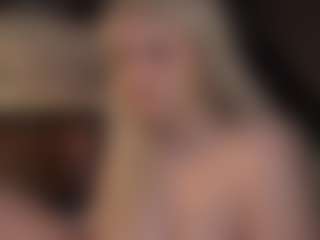 Live cam show with ELLIE - BBW College on intimatelivegirls.com