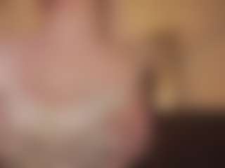 Live cam show with ELLIE - Cosplay Curvy on CamClone