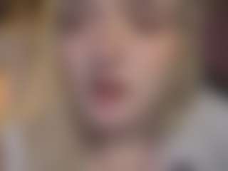Live cam show with ELLIE - Vr on Milfs Live