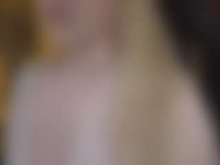 Live cam show with ELLIE - Big Tits on Fling VIP Chat
