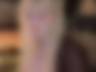 Live cam show with ELLIE - Big Ass on Livezox