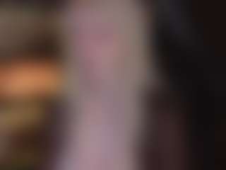 Live cam show with ELLIE - Lush on camgirlchat.live
