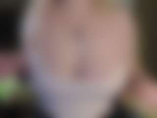 Live cam show with ELLIE - Lush Blonde Hair on Dolls Live