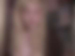 Live cam show with ELLIE - Spank Blonde Hair on Hubzter Live
