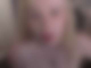 Live cam show with ELLIE - Cosplay Curvy on Camsoda
