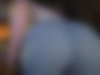 Live cam show with ELLIE - Cosplay Granny on crypto-cams