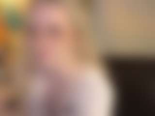 Live cam show with ELLIE - BBW on Streamer API