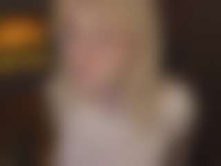 Live cam show with ELLIE - BBW College on CSO-WL