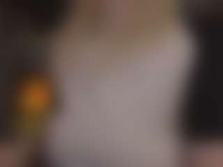 Live cam show with ELLIE - Big Tits on Cam Slut