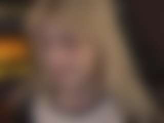 Live cam show with ELLIE - Big Tits on Hubzter Live