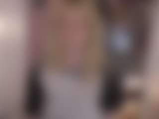 Live cam show with ELLIE - Smoking on Camsoda
