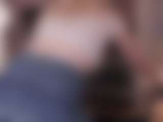 Live cam show with ELLIE - College on parknlotfishbdy