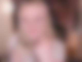Live cam show with ELLIE - Blue Eyes on SmokeAndPoke