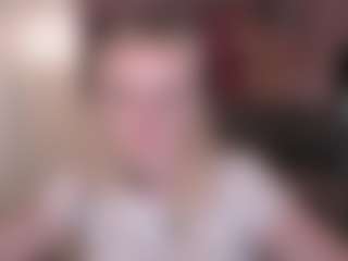 Live cam show with ELLIE - Blonde Hair on Soda Cam