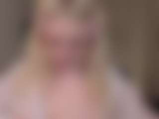 ELLIE's Live Sex Cam Show