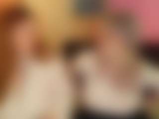 Live cam show with ELLIE - Blonde Hair Curvy on sexytreat.net