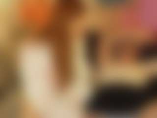 Spettacolo in cam dal vivo con ELLIE - Young Adult su Camsoda