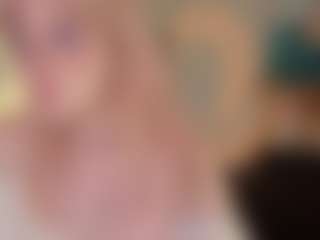 Live cam show with ELLIE - White Teen (18+) on StripNow | estonia