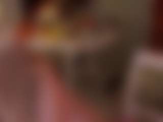 Live cam show with ELLIE - College Big Tits on TeamSkeetLive
