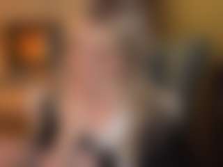 Live cam show with ELLIE - BBW College on live18s.com