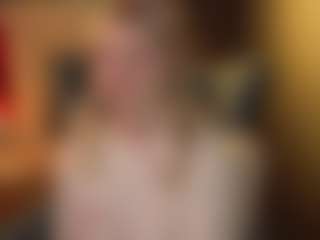 Live cam show with ELLIE - Cosplay on LiveSexCams6
