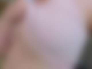 Live cam show with ELLIE - Big Tits on Fling VIP Chat