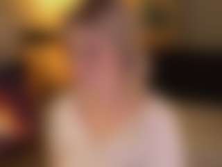 Live cam show with ELLIE - BBW Teen (18+) on Big Tits