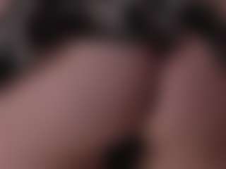 Live cam show with ELLIE - Facial Piercings on slutload