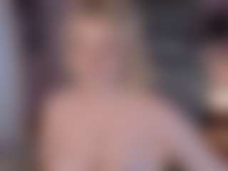 Live cam show with ELLIE - Blonde Hair on Camsoda