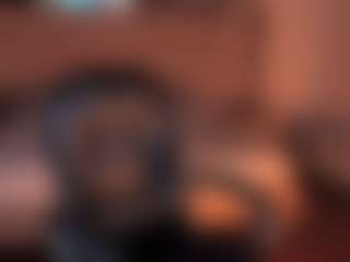 AlessaRomero's Live Sex Cam Show