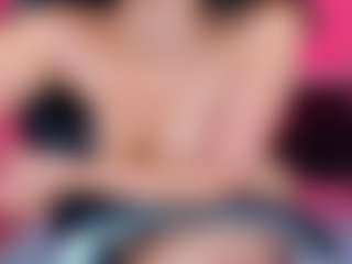 Live cam show with AlessaRomero - Doggy Style on Hubzter Live