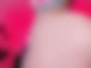 Live cam show with AlessaRomero - Average on Cam Slut