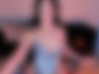 Live cam show with AlessaRomero - Big Tits on TeamSkeetLive