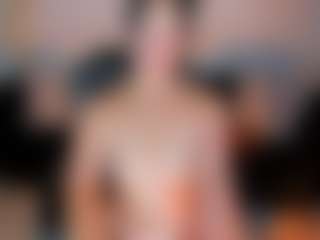 Live cam show with AlessaRomero - Average on livesexfox.com