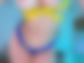 Live cam show with AlessaRomero - Living Room on SpankPalCams