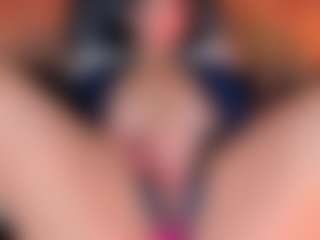 Live cam show with AlessaRomero - Average on Streamer API