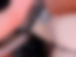AlessaRomero's Live Sex Cam Show