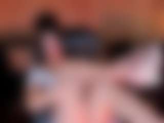 Live cam show with AlessaRomero - Bedroom on xxxlivecams.org