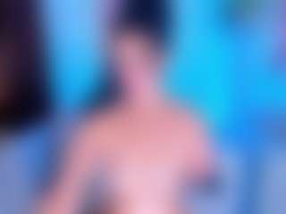 AlessaRomero's Live Sex Cam Show